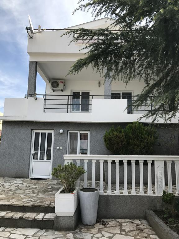 Villa Diana Utjeha Εξωτερικό φωτογραφία