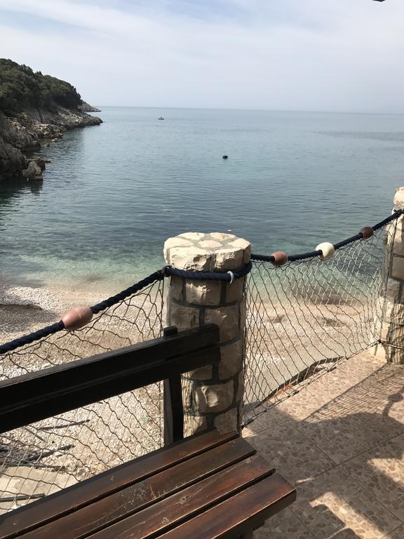 Villa Diana Utjeha Εξωτερικό φωτογραφία