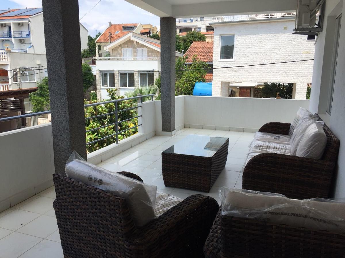 Villa Diana Utjeha Εξωτερικό φωτογραφία